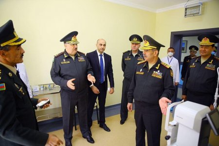 Müdafiə naziri Baş Klinik Hospitalın yeni korpusunun açılışında iştirak edib