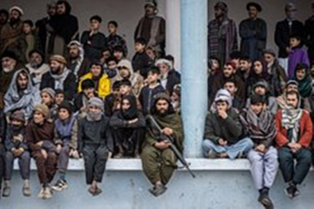 "Taliban" 12 nəfəri stadionda döydü: Tamaşaçıların gözü qarşısında