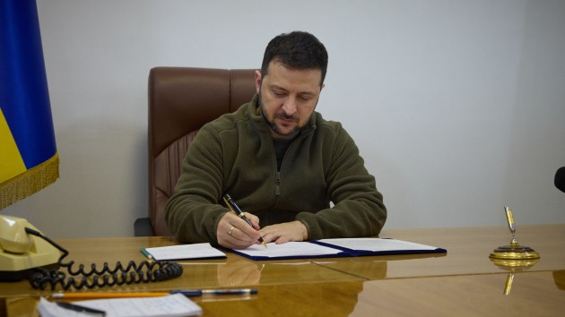 Зеленский уволил четырех заместителей командующего Нацгвардии