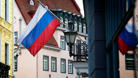 Estoniya rus diplomatı ölkədən çıxaracaq